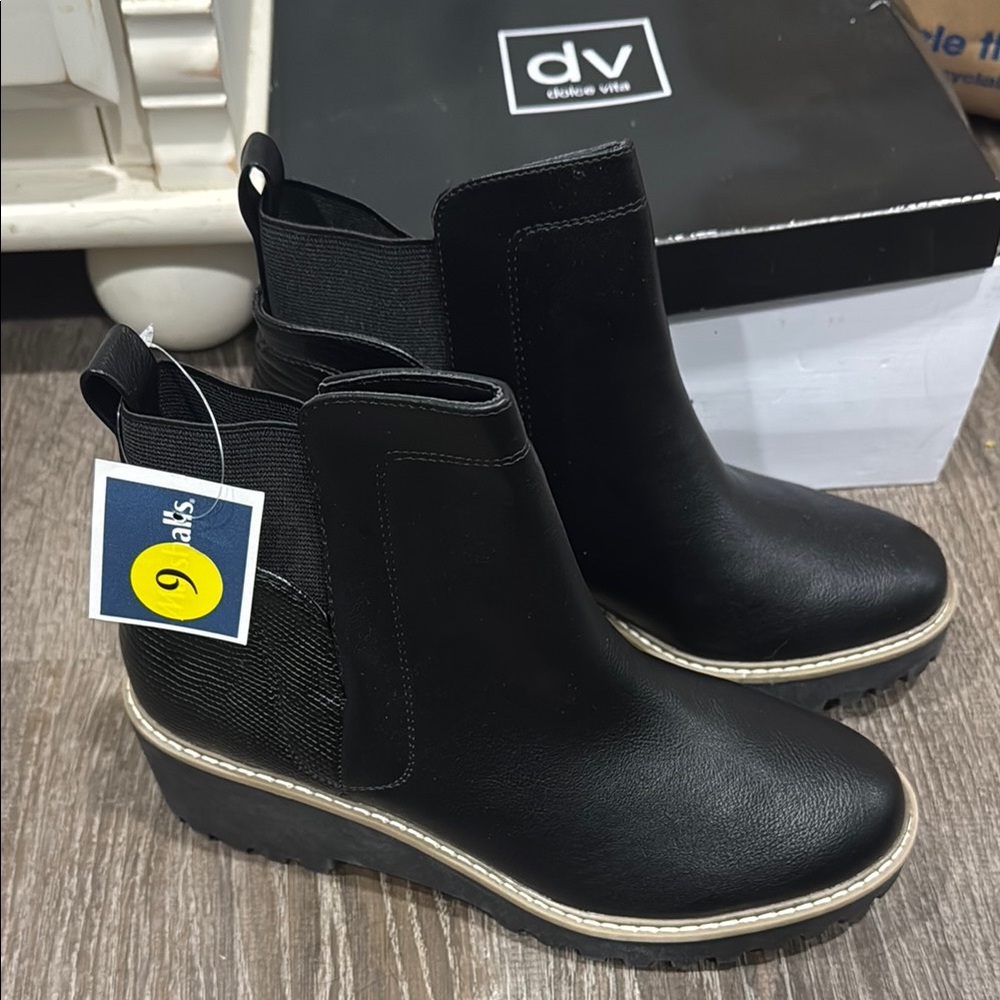 DV by Dolce Vita Rango Leather Boots